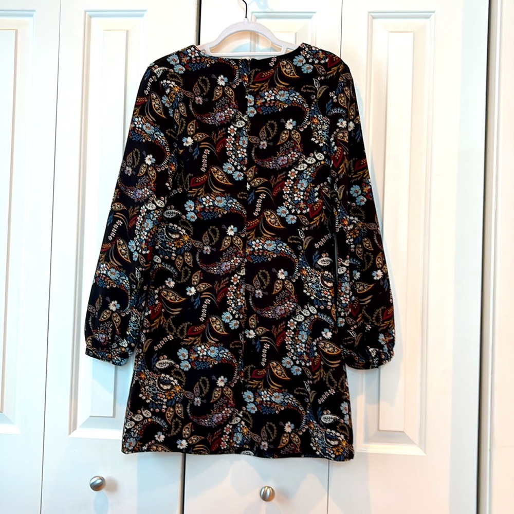 NWOT - WAYF Shift Dress.  Size M (6-8) - Picture 3 of 12